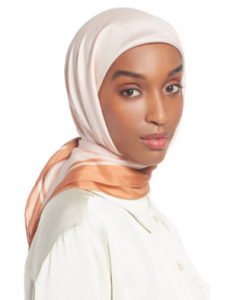 هلال ابراهیم، طراح جوان امریکایی حجاب را به خیابان اصلی شهر آورد