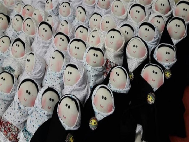 مسئول گروه جهادی مهلا در قزوین: تولید عروسک‌های اربعین آغاز شد/ نذر فرهنگی باهدف اشتغال بانوان سرپرست خانوار