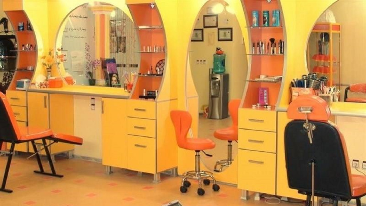 زهره حسن تاش: بیش از ۶۰ درصد زنان آرایشگر در استان اصفهان خودسرپرست هستند