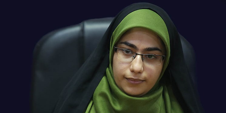 انتقاد یک فعال دانشجویی از اقدام اخیر مولاوردی و زهرا شجاعی