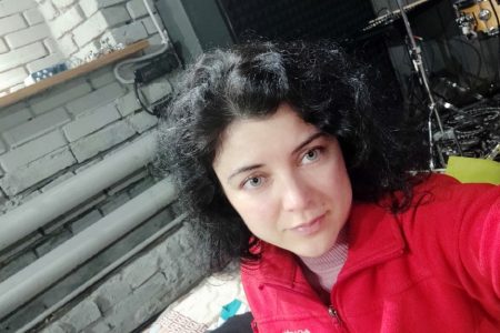 یک زن فعال اجتماعی در اوکراین از اولین تجربه ی خود از زندگی در جنگ می گوید