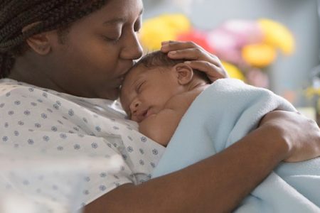 تبعیض نژادی در انگلستان آفت جان مادران باردار است