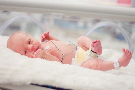 جلوگیری از تولد نوزادان نارس
