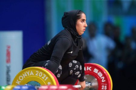 صدرنشینی دختر وزنه بردار ایرانی برای اولین بار