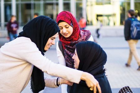 بررسی رابطه حجاب و افسردگی زنان مسلمان توسط استاد آمریکایی