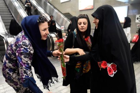 زنان ایرانی دنبال برهنگی نیستند