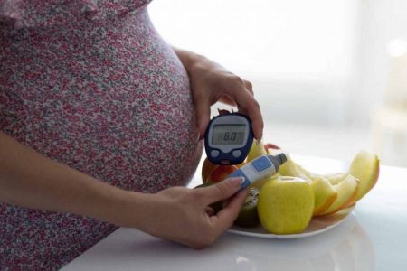 کدام زنان در معرض دیابت بارداری قرار دارند