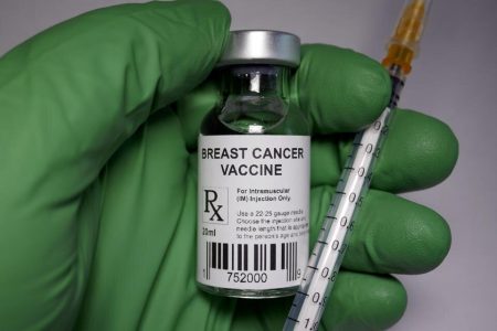 واکسن سرطان سینه، اولین آزمایش انسانی را با موفقیت پشت‌سر گذاشت