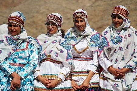 بررسی مشکلات زنان سرپرست خانوار در خراسان شمالی
