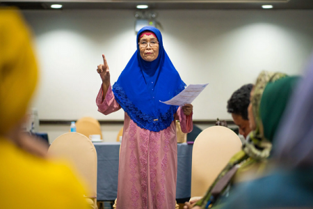تلاش زن مسلمان فلیپینی برای ارتقا صلح و مشارکت زنان