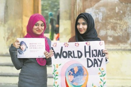 کمپین روسری پوشیدن همه زنان در روز جهانی حجاب