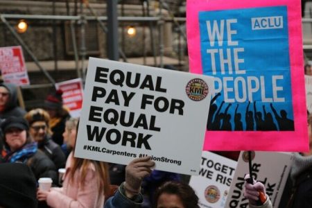 شکاف جنسیتی دستمزد در کشورهای صنعتی از فرانسه تا ایالات متحده