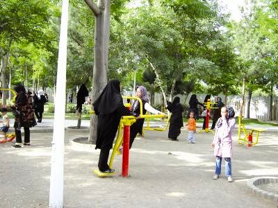 پارک و سالن‌های ورزشی بانوان در یزد تجهیز می‌شود