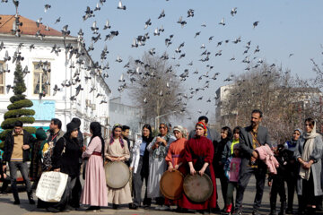 برگزاری جشنواره تئاتر خیابانی گیلدخت با موضوع زنان در رشت