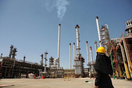 اشتغال زنان ایرانی در صنعت نفت با سطوح جهانی برابر است
