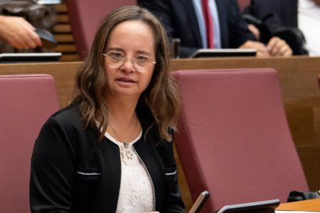 اولین نماینده زن با سندروم داون در پارلمان والنسیا تحسین رسانه‌ها را برانگیخت