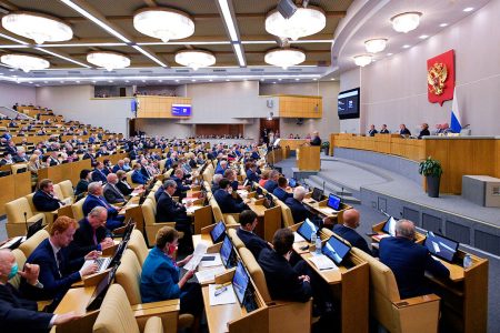 کاهش ۲ ساعته کار برای زنان شاغل در روز جمعه، پیشنهاد جدید مجلس دومای روسیه