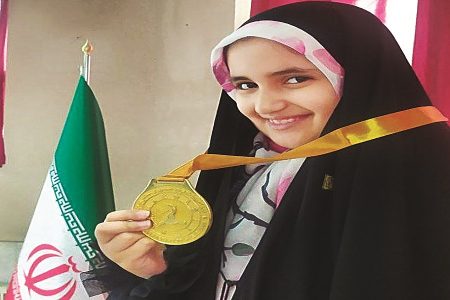گفتگو با دختر محجبه و نابغه ۸ ساله شطرنج ایران که همه را شگفت زده کرد