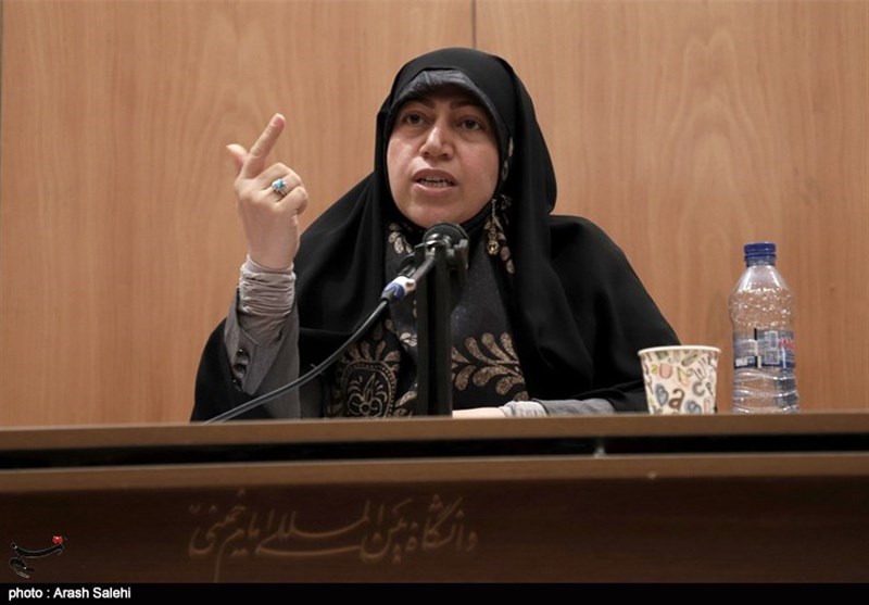 فاطمه محمدبیگی: کاهش مهریه به ۱۴ سکه یعنی چراغ سبز به طلاق و تضعیف امنیت زنان