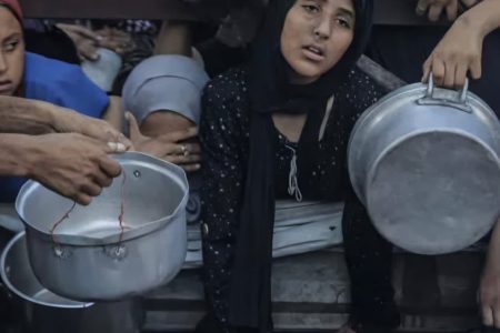 سعیِ بی‌پایان هاجر، در سرزمین آتش و عطش