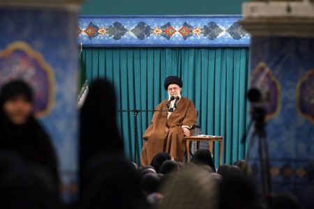 سلام ویژه رهبری بر بانوان شهید