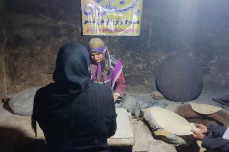 پخت نان با عشق حسینی