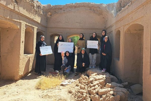 از مطالعه «گرتا تونبرگ» تا احیای کوچکترین ارگ خشتی جهان به دست دختران خراسانی