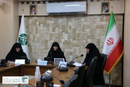 از حاشیه تا متن؛ زنان و خانواده در رسانه‌های ایران