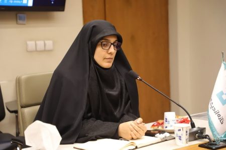 گریم یا آرایش اجباری در صداسیما