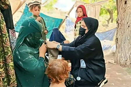  زنان پزشک افغانستانی در خط مقدم امداد