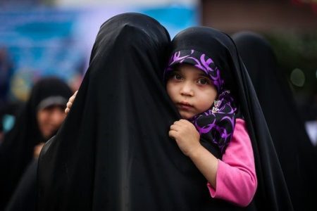 معنایابی تاریخی و فرهنگی حجاب زنان ایرانی