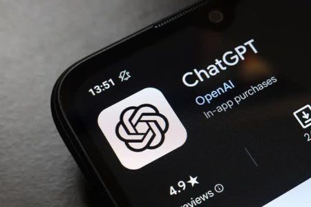 مربی خودکشی؛ آمریکایی‌ها ChatGPT را به مرگ پسرشان متهم کردند