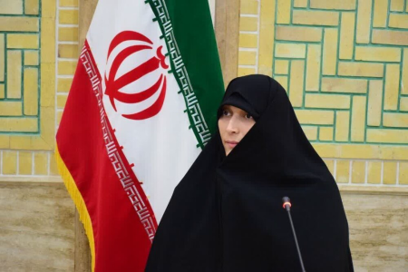 ضرورت حضور زنان توانمند در تصمیم‌گیری های کلان کشور