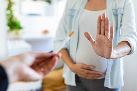 تاثیر دود سیگار و قلیان بر جنین و نوزاد