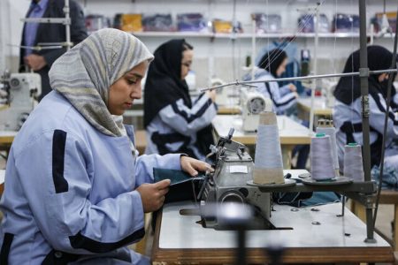 طاها، دست توانمند زنان در حوزه پوشاک