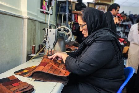 وام اشتغال زنان سرپرست خانوار تضمین شد