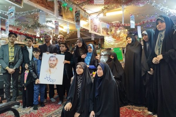 مادری که فرزندش شهید شد اما دلش را وقف همه فرزندان ایران کرد