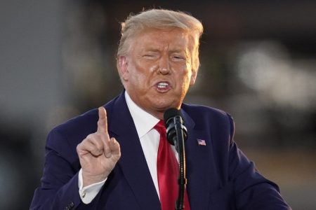 ترامپ با توهین جنسیتی به خبرنگار زن، موج جدیدی از انتقادات را برانگیخت