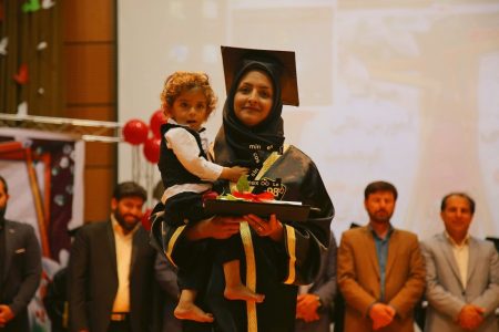 مادری در مسیر ناایمن؛ دانشگاه در مسیر بی‌تفاوتی