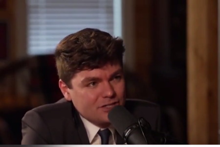 نیک فوئنتس: برای یک زن واقعی، رقابت با پورن غیرممکن است