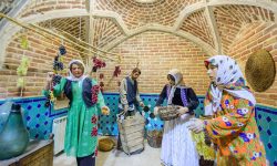 پوشاک سنتی قزوین؛ نماد عفت و هویت فرهنگی در ایران قدیم