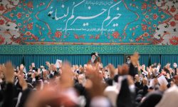 زن ایران‌زمین هم پا به پای مرد می‌آید