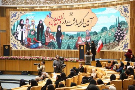 درخششی به‌بلندای ۸ قله: تقدیر از چهره‌های ماندگار زن