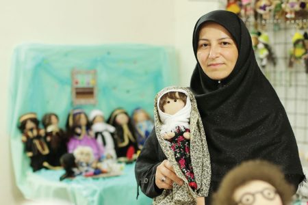 زنان در صنعت اسباب‌بازی سازی: یادآوری نقش فعالانه تاریخی 
