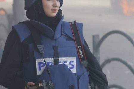 ۶ ماه بازداشت در قفس آهنین: داستان فرح ابوعیاش و نبرد رسانه‌ای فلسطین