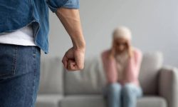 لایحه «حمایت از زنان در برابر خشونت» پس از ۱۳ سال به صحن مجلس می‌رود