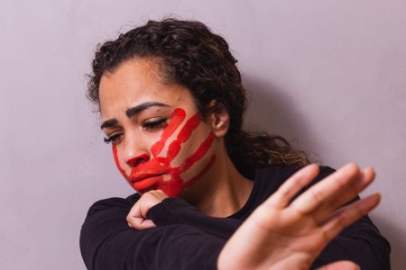 ۸۰ درصد زنان پارلمان‌های جهان آزار می‌بینند