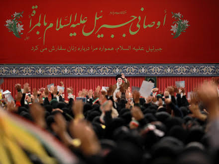 روایت معلم بسیجی از نخستین دیدار با رهبر شهید؛ دختری که با یک عهد ماندگار از حسینیه امام خمینی(ره) بازگشت